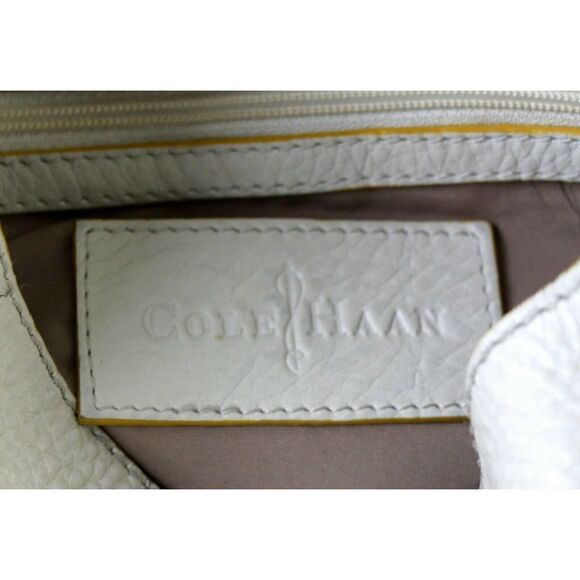 COLE HAAN IVORY OFF WHITE GENUINE LEATHER DRAWSTRING HOBO HANDBAG SHOULDER BAG - Picture 8 of 8